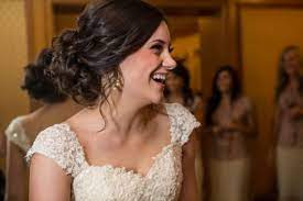 How To Wear A Curly Updo With Your Veil Hair Styles Wedding Hair And Makeup Wedding Hairstyles