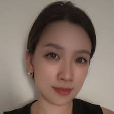 INFJ：表面溫柔無爭的乖乖牌？ INFJ在人眼中通常是溫柔無害的「乖乖牌」，文靜、內斂，溫和守規，卻不知骨子裡反叛的一面。  小時候的INFJ通常為了討好父母，戴上乖巧懂事的面具，不想讓別人失望，長大後隨著自我探索，對活出真實自我的渴望，可能會迎來遲到的叛逆，變得很 ...