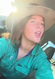 Beth Richards (@bethricho)’s videos with just cant get enough