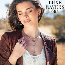 Luxe layers sneak peek🤩🤩 you're kidding! Sooooo good🤩🤩