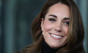 Kate middleton looking gorgeous as ever in a bikini photo from 2006. Kate Middleton S Skincare Secret Is A Face Cloth Here S Why You Should Try Hello