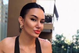 I panë të gjitha njerëzit”, Einxhel tregon sikletin që ka nëse del nga  shtëpia e “BB VIP”