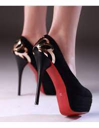 Escarpins Noirs Hauts Talons Avec Plateforme Pointure 32a Pointure 36