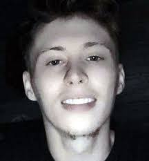 Savannah Lyons's Instagram, Twitter & Facebook