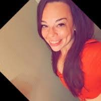 Ashley Rutherford's Instagram, Twitter & Facebook