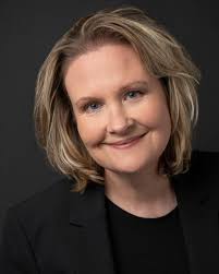 Tracy Spada's Instagram, Twitter & Facebook