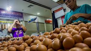 Biasanya banyak agen yang bawa dari medan, tapi sekarang hanya dua agen yang pasok, kata pemuda ini. Penurunan Harga Telur Ayam Dorong Ihk Agustus 2018 Deflasi