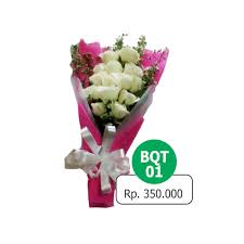 Toko bunga surabaya terpercaya dengan tim florist berpengalaman. Hand Bouquet Toko Bunga Online Di Surabaya Murah