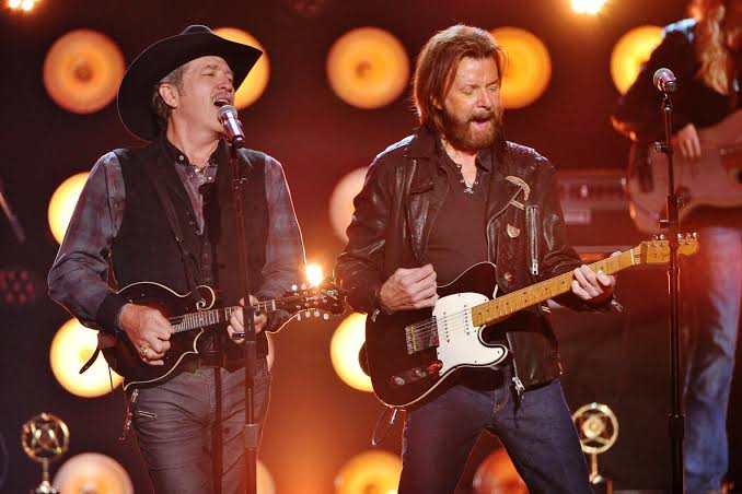 Ronnie Dunn, Kix Brooks Reunite on Dunn's New Song