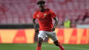 Nuno alexandre tavares mendes fifa 21 rating is 72 and below are his fifa 21 attributes. A Bola Nuno Tavares Pode Ajudar Aguia A Segurar Grimaldo Benfica
