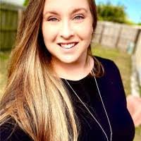 Jennifer Ranes's Instagram, Twitter & Facebook