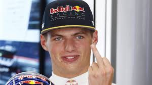 Our wide collection consists of caps, clothing, accessories and scale models. Max Verstappen Auf Dem Weg Zur Macht