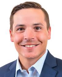 Justin Wiggins's Instagram, Twitter & Facebook