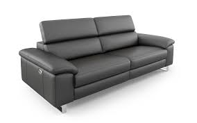 Nur noch 10 auf lager. Savona Ledersofa Mit Relaxfunktino Sofanella
