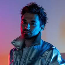 Would you believe we're dropping a new single next Friday? Well, you better  believe it BABY because it's true ... "Light of Day" is out next Friday  (Nov 17)