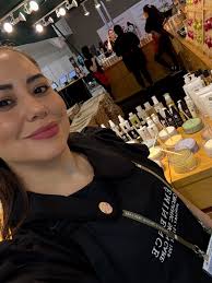 A facial + a little self-care = pure happiness! 💕✨ Love seeing my clients  leave with that glow! Ready for yours? 💆‍♀️ Book now in the app.  #sknnexpert #lifespathefalls #anibeauty #lifespachoiceentry #SkinLove #