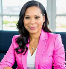 Ebony Monroe's Instagram, Twitter & Facebook