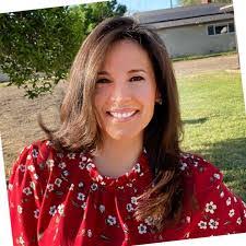 Diane Souza's Instagram, Twitter & Facebook