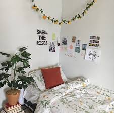 Aesthetic Art Artsy Bedroom Flowers Aesthetic Room Decor Aesthetic Bedroom Artsy Bedroom