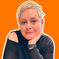 Antonia Green's Instagram, Twitter & Facebook