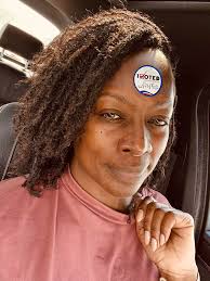 Sugar” is an ENTIRE MOOD😘 #sugarspeaks #blogger #explorepage  #blackgirlmagic #blacklovepage #sunkissed #lindagaledawtas