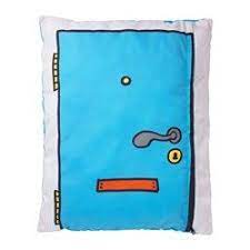 ikea hemmahos kussen wat zit er achter de deur daar kan je snel achter komen omdat de deur een rits heeft een perfecte bergplaa kussen speelkamer ikea