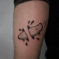 Have you seen people with recent tattoos show off their bizarre looking ink sack? 100 Skateboard Tattoos For Men Cool Design Ideas To Roll With Tattoos Manner Skateboard Tattoos