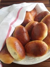 дрожжевое тесто для пирожков в духовке из сухих дрожжей Duhovye Pirozhki S Yablokami S Izobrazheniyami Vkusnyashki Eda Recepty Vypechki