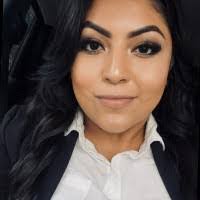 Lizeth Rivera's Instagram, Twitter & Facebook