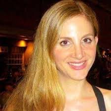 Vivian Weiss's Instagram, Twitter & Facebook