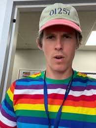 The funniest thing is that most of these groups belong to my friends and  once you comment,I don see am and mark you down incase you cross over here  to collect. Greed