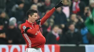 Polish football player robert lewandowski posted the birthday wish in his instagram post and also tagged his wife, anna lewandowski. Dad To Be Lewandowski Reveals Baby News With Goal Celebration