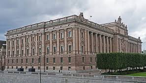 My goal in creating this app was firstly to practice java and android development but also to create an accesible way to view the work that goes on in the. Sveriges Riksdag Ingen Polsk Riksdag Har Inte