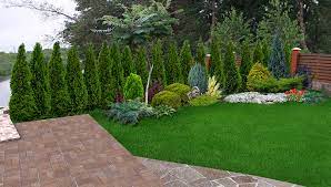 Ways To Add Privacy To Your Backyard Space Reliable Remodeler Landscaping Along Fence Landscape Design Backyard Spaces