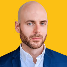 Adam Sutter's Instagram, Twitter & Facebook