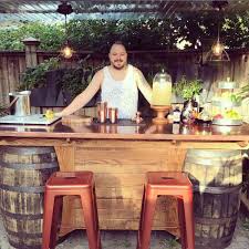 In colder climates, more rustic and classic bar designs are the style. 25 Smart Outdoor Bar Ideas