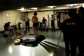 A Guide To Becoming A Life Drawing Model Superprof Previous work experience as a model for individual artists or art schools. a guide to becoming a life drawing model