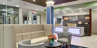 It is the county seat of knox county. Affordable Hotels In Galesburg Il Holiday Inn Express Suites Galesburg