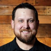 400+ profilů „Simcik“