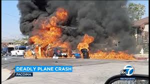2 829 plane crash stock video clips in 4k and hd for creative projects. Pilot Killed When Small Plane Crashes Into Parked Vehicles In Pacoima Igniting Fire Near Homes Abc7 Los Angeles