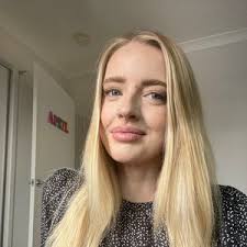 Monique Sheehan (@moniquesheehan)