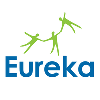 Kelompok guru mengembangkan pembelajaran secara bersama. Eureka Language Services Linkedin