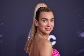 After working as a model, she signed with warner music group in 2015 and released her eponymous. Dua Lipa Unveiled A 2020 Manifestation Manicure Teen Vogue