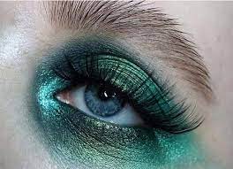 Yesil Goz Makyaji Rehberi 2019 Trendler Ve Moda Yesil Gozler Goz Kalemi Makyaj Rehberi