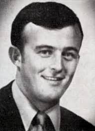 Player photos for the 1970-71 Soo Canadians at hockeydb.com