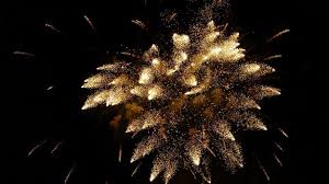 Zajmujemy się sprzedażą internetową jak i detaliczną fajerwerków oraz zestawów fajerwerków. Sylwester 2018 2019 Jak Bezpiecznie Odpalac Fajerwerki I Petardy Magazyn Rmf Fm