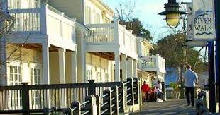 The Distinctive Destination Of Historic Downtown Wilmington Nc North Carolina Travel Wilmington North Carolina Carolina Beach