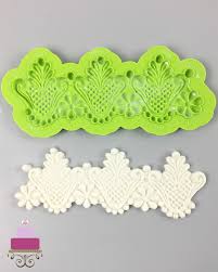 I have gingerbread and christmas silicones and my cakes don't come out they tear apart. Silicone Fondant Molds How To Use Correctly Decorated Treats