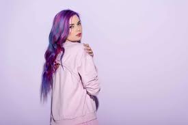 Monochromatic purple eyeshadow, neutral makeup. The Best Purple Hair Dye For Black Hair Without Bleach Loved By Curls
