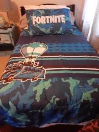 Thank the bus driver in 11 different matches. Fortnite Battle Bus Full Bed Set Walmart Com Walmart Com